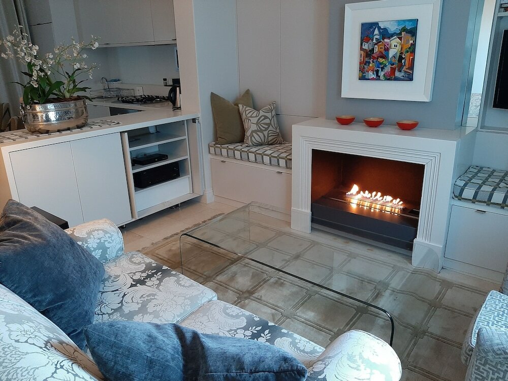 Фото Purple House