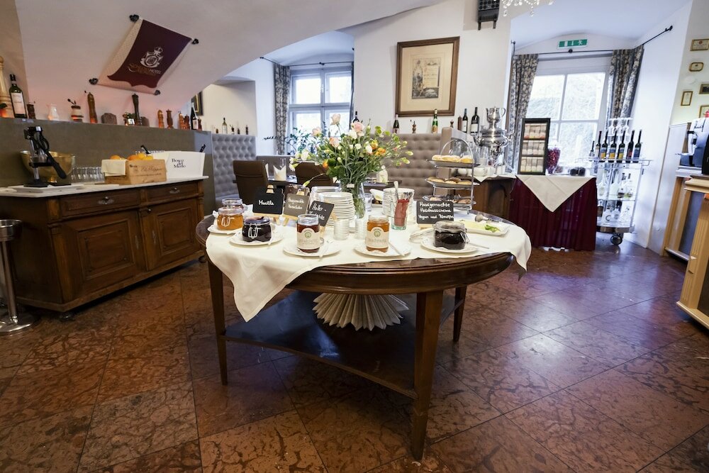 Фото Schlosshotel Mondsee