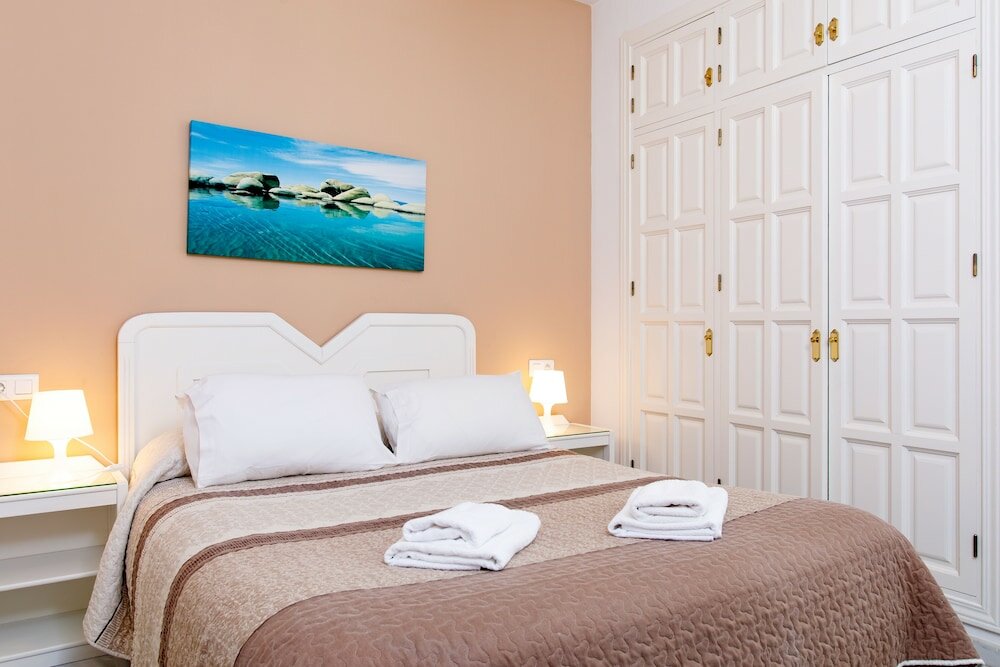 Фото Apartamentos Turísticos Almoraide