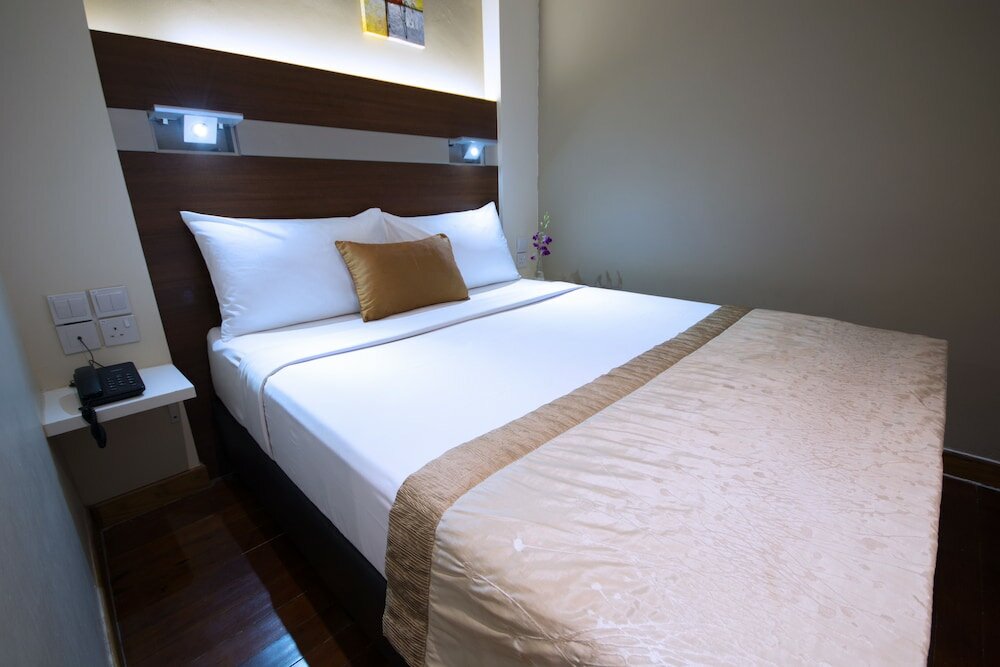 Фото The Keong Saik Hotel