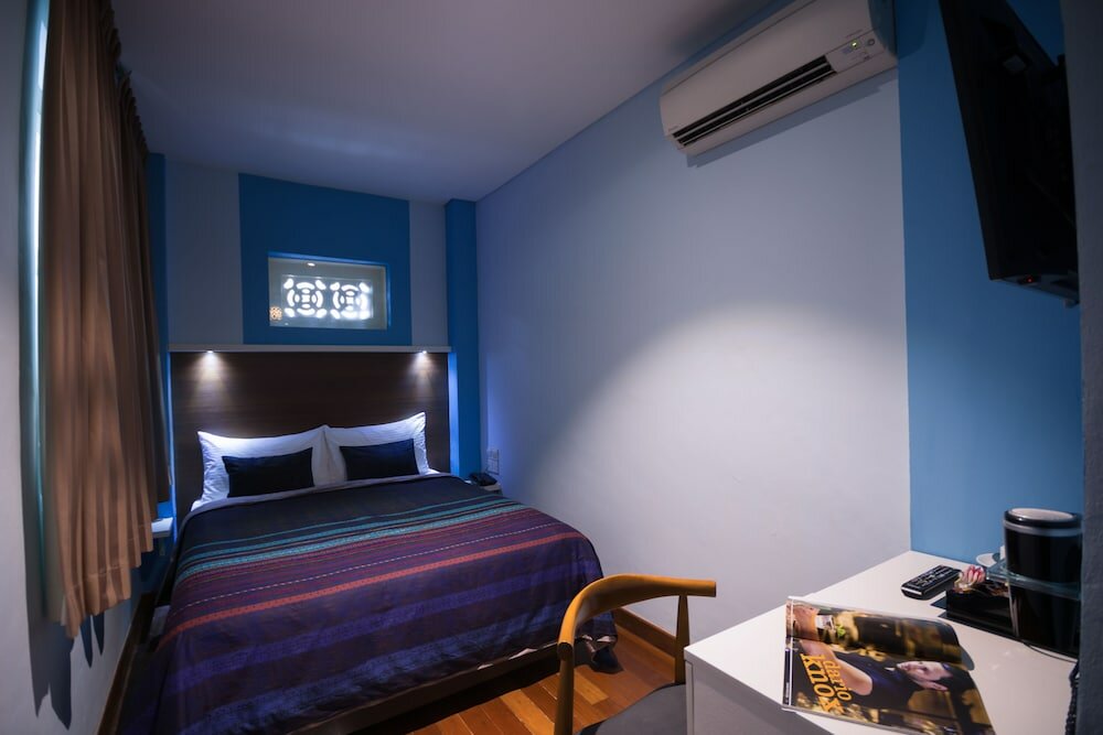 Фото The Keong Saik Hotel