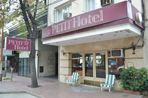 Гостиница Hotel Petit в Мендосе