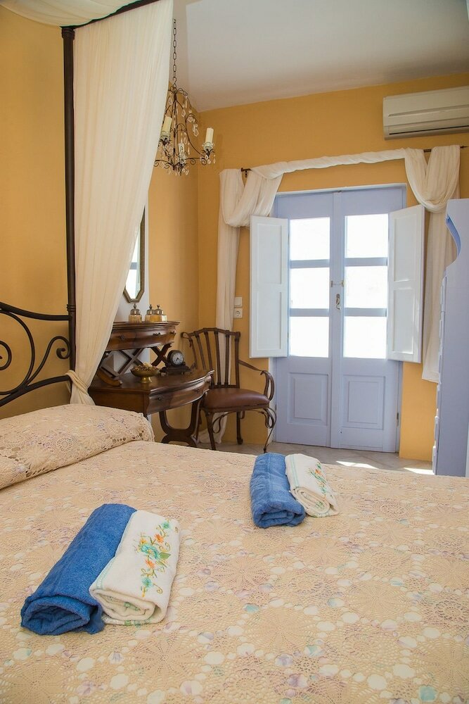 Фото Lydia Luxury Villa