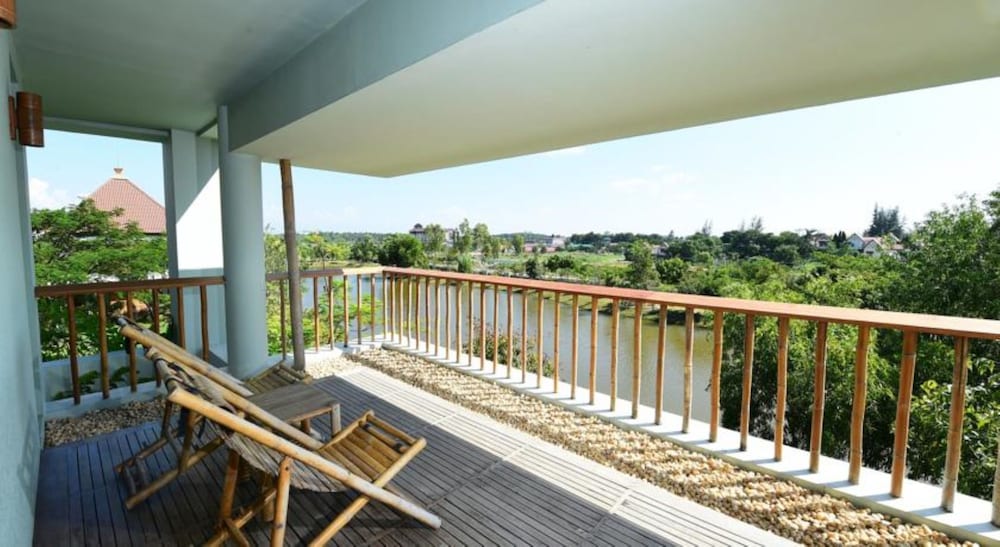 Фото The Thingaha Nay Pyi Taw