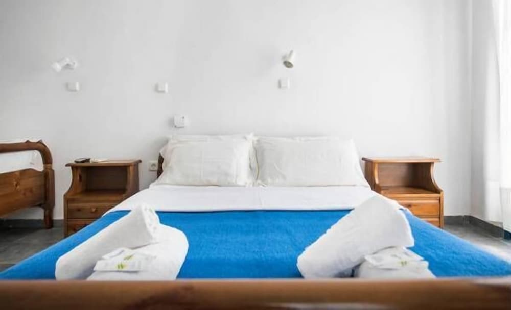 Фото Santorini Breeze