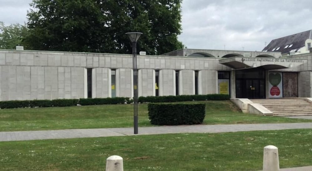 Фото отеля 3