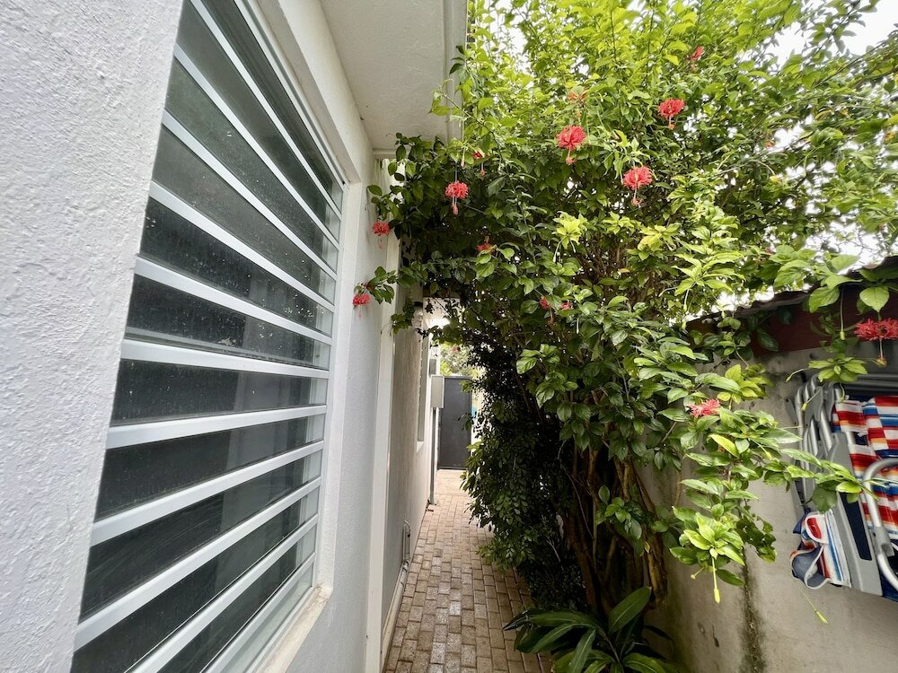 Фото Sonsoleá Host