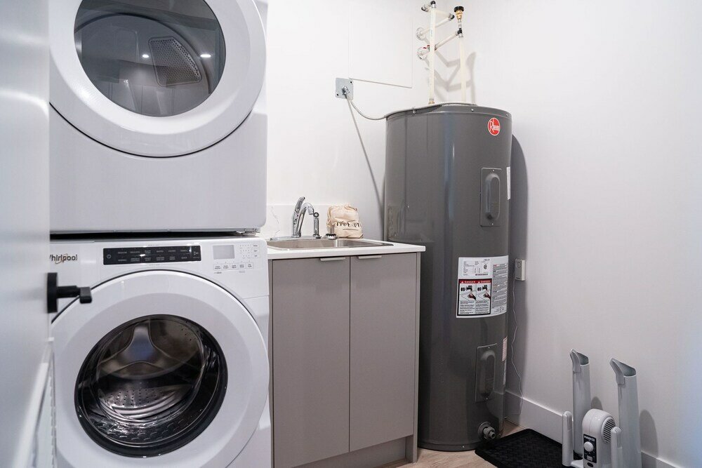 Фото Mountainside Revival Revelstoke Vacations