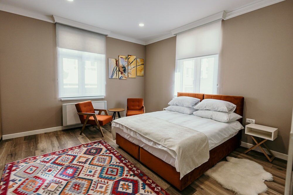 Фото Pansion Fawlty Towers