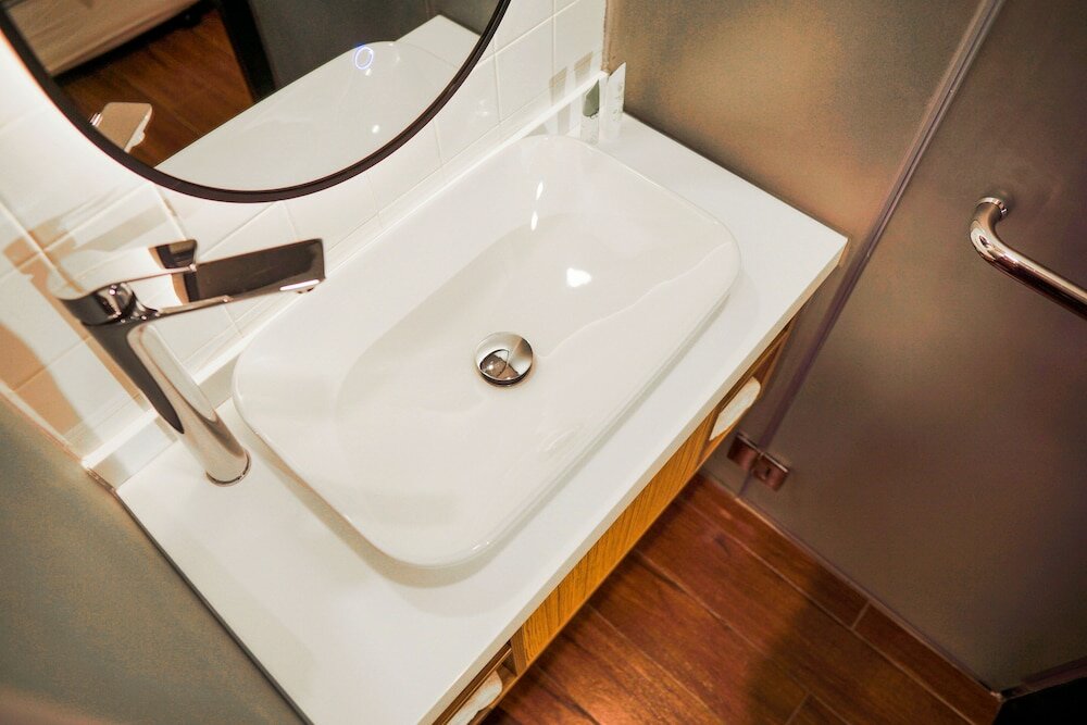 Фото Moonstar Cebu Hotel