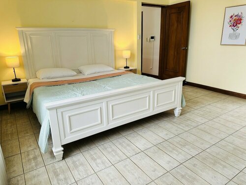 Гостиница The Rainier Bed & breakfast в Сан-Хосе