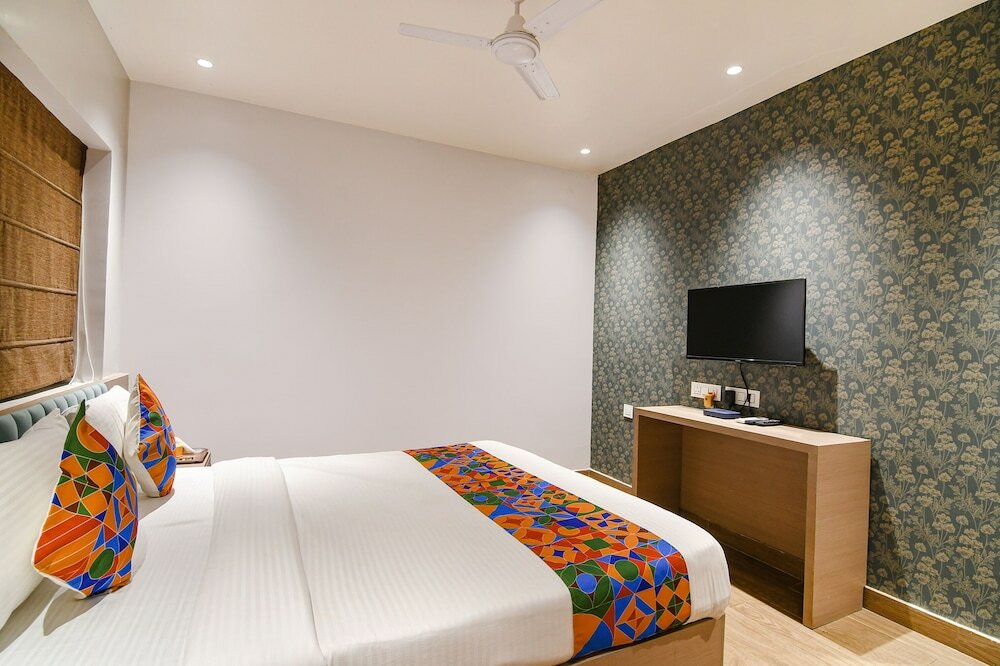 Фото Fabhotel Sivalika Inn