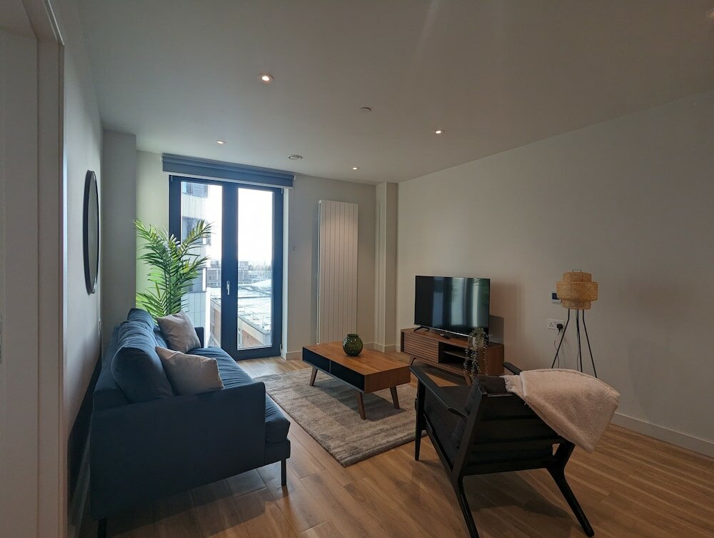 Фото Croydon by Charles Hope