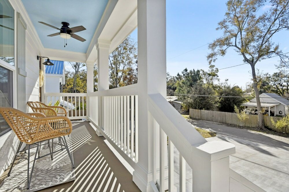 Фото Magnolia Suites Bsl