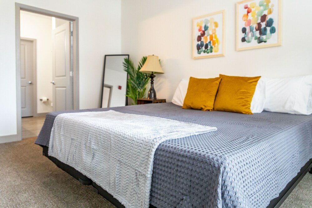 Фото 2br Brand New Suite With Gym & Pool