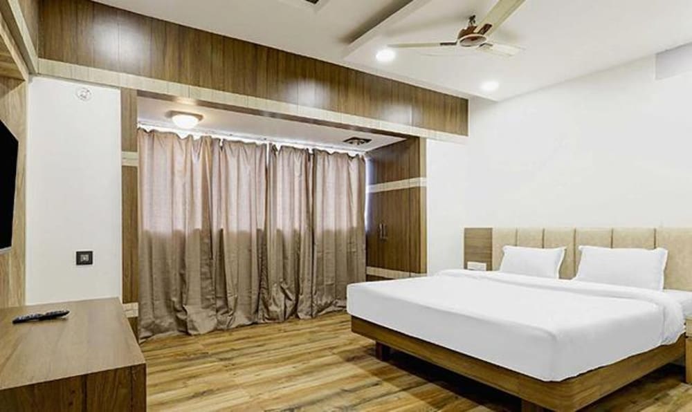 Фото Fabhotel Apple Tree