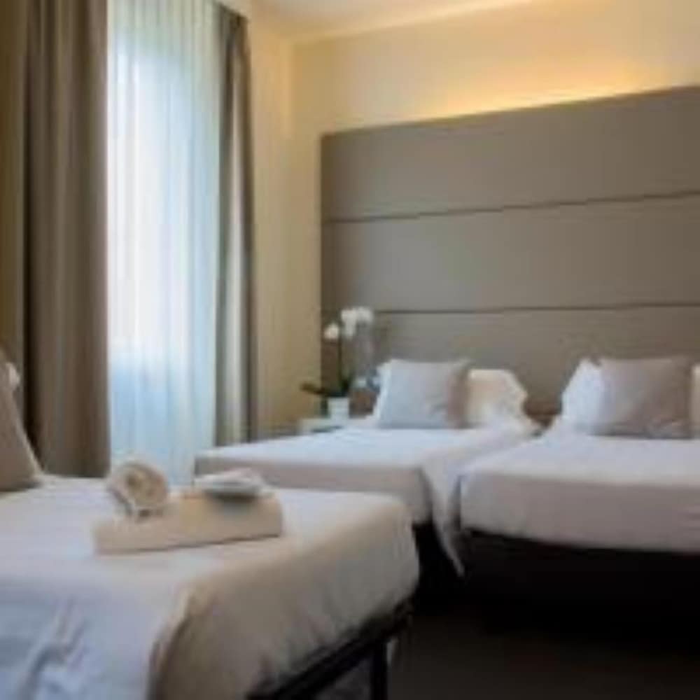 Фото Hotel Cenacolo Assisi