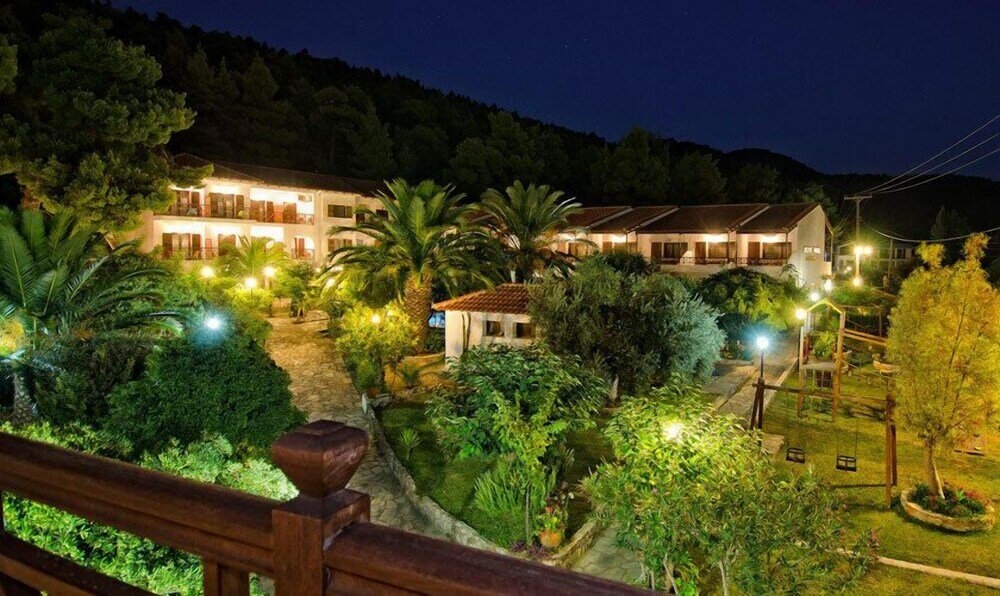 Фото Delphi Hotel