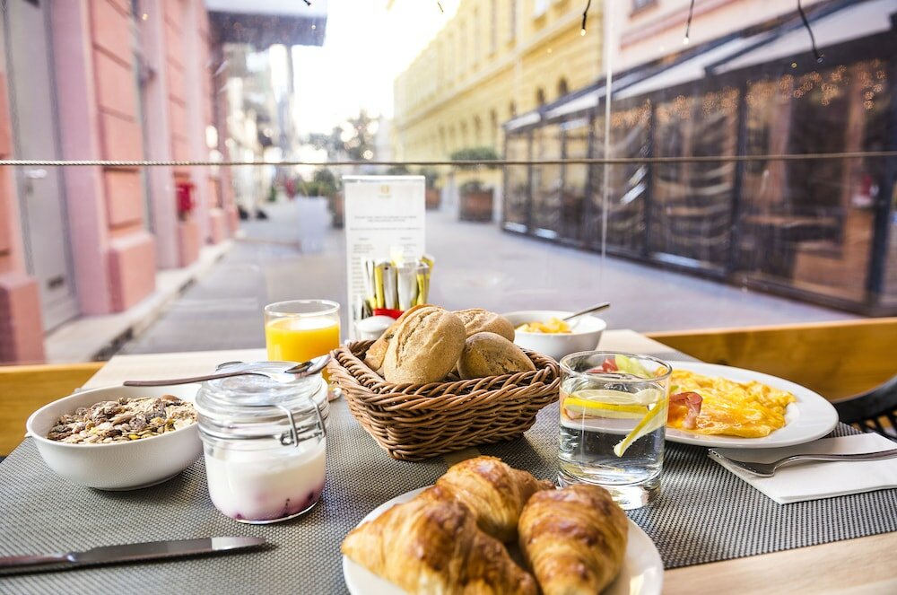 Фото Отель Opera Garden