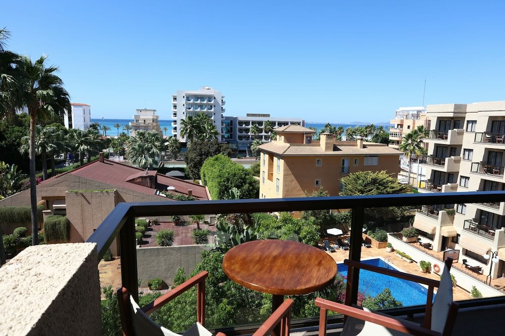 Фото Apartamentos Jade