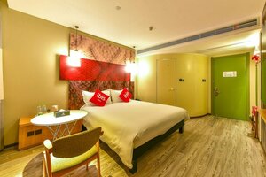 Ibis Guilin Railway Station hotel (Guangxi Zhuang Autonomous Region, Guilin City, stantsiya Guylin), hotel