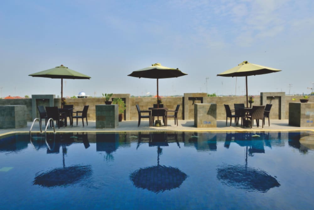 Фото Hotel Dafam Pekalongan