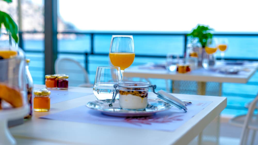 Фото Xenia Residence & Suites