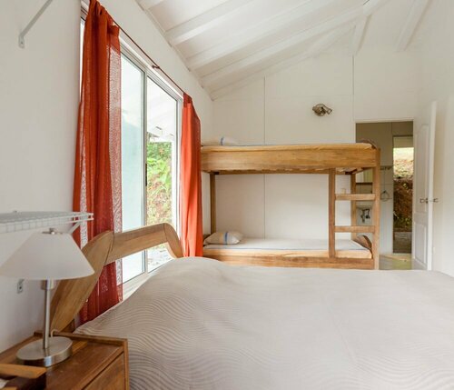 Гостиница Monos Locos - Portasol Vacation Rental