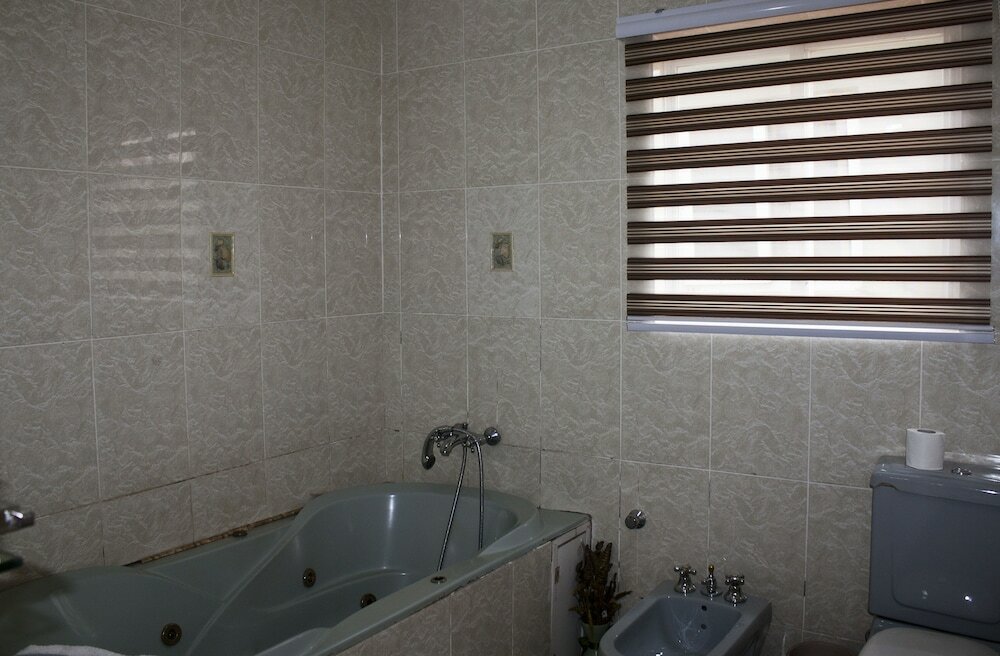 Фото Quest Lodge