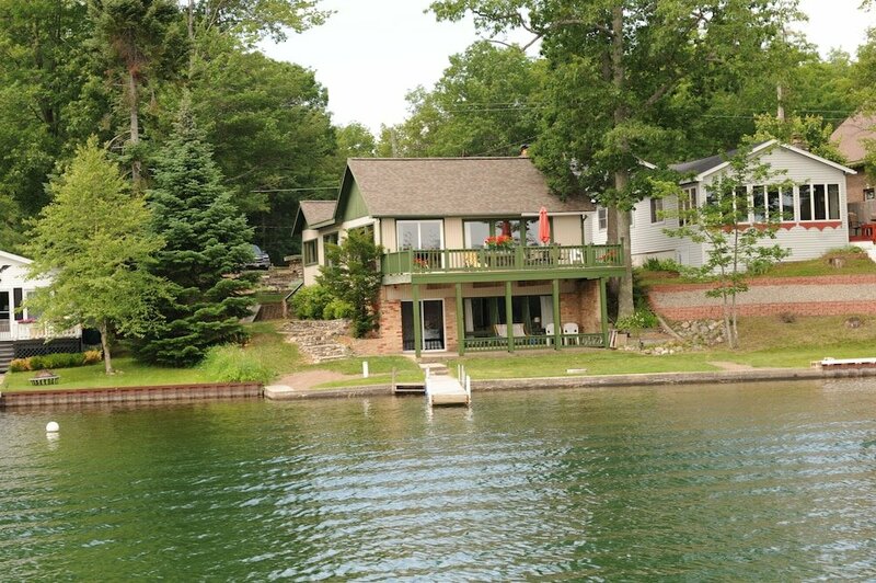 Гостиница Clear Lake Resort