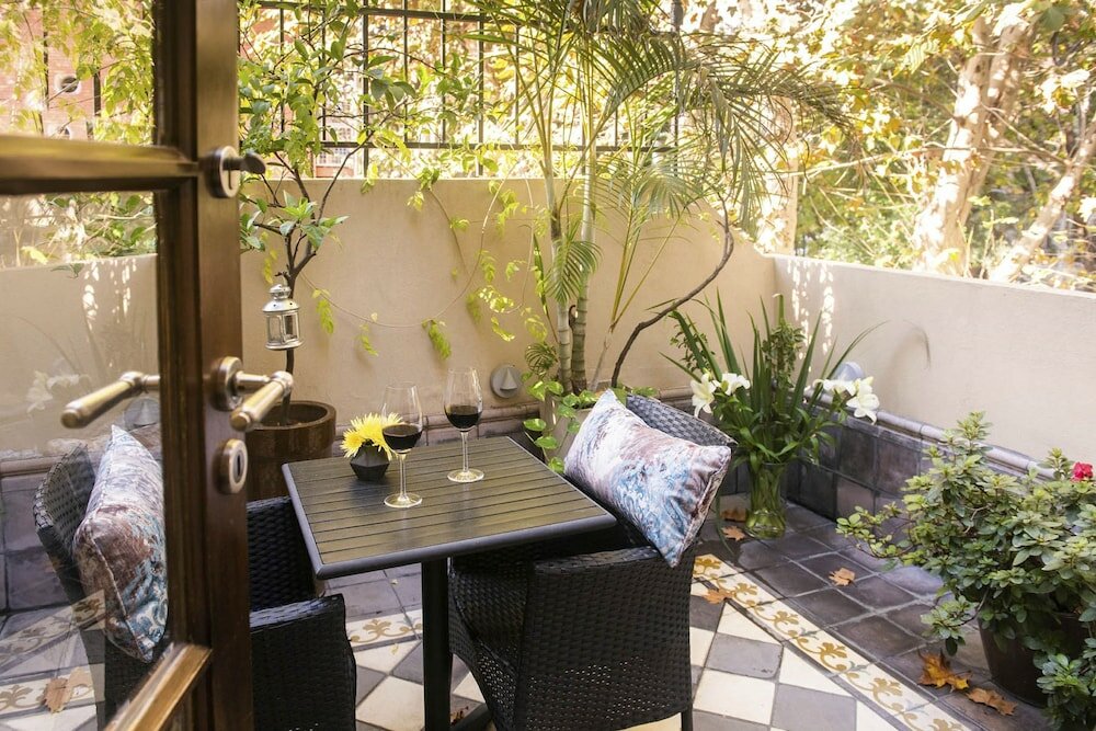 Фото Miravida Soho Hotel & Wine Bar