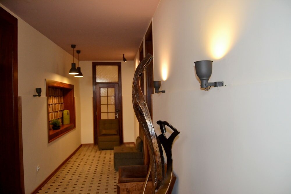 Фото Coimbra Portagem Hostel