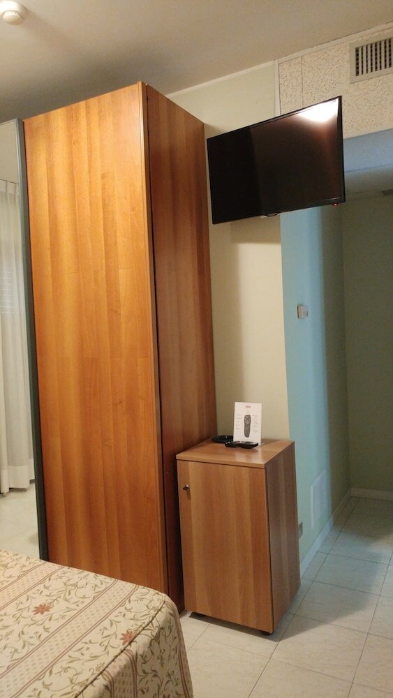 Фото Hotel La Perla