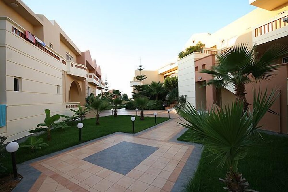 Фото Castro Beach Hotel