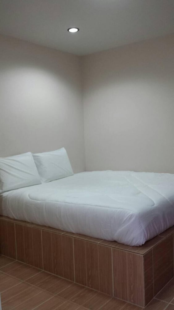 Фото Sairee Center Guesthouse