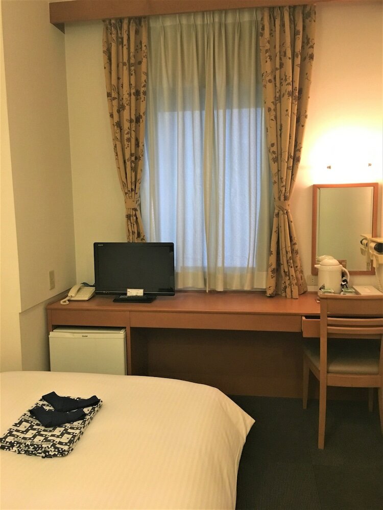 Фото Natural Hot Spring Midosuji Hotel