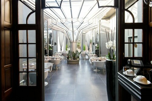 Гостиница Hotel La Reine в Спа