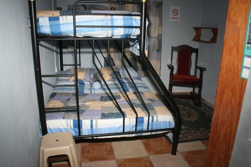 Гостиница Villa Shalom Guest House в Порт-оф-Спейн