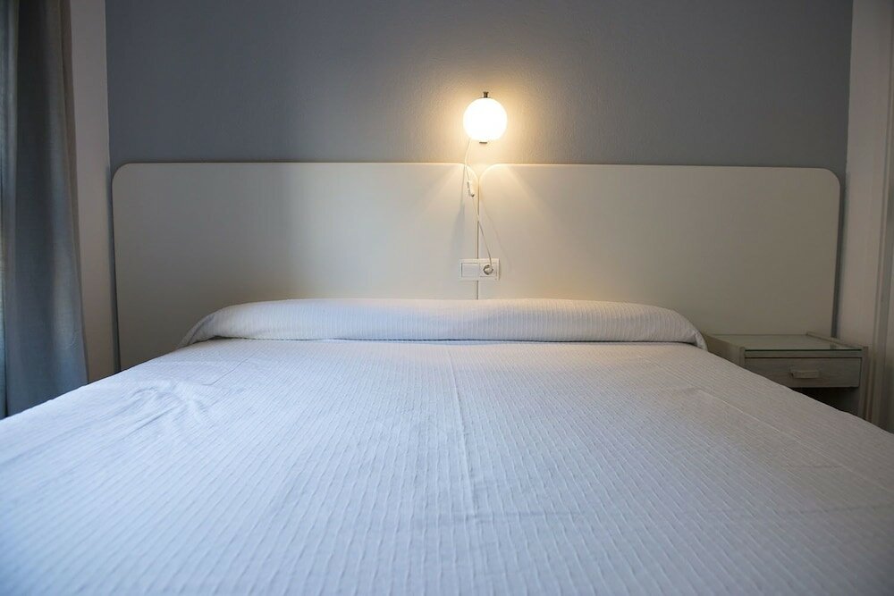 Фото Hostal Ripoll Ibiza