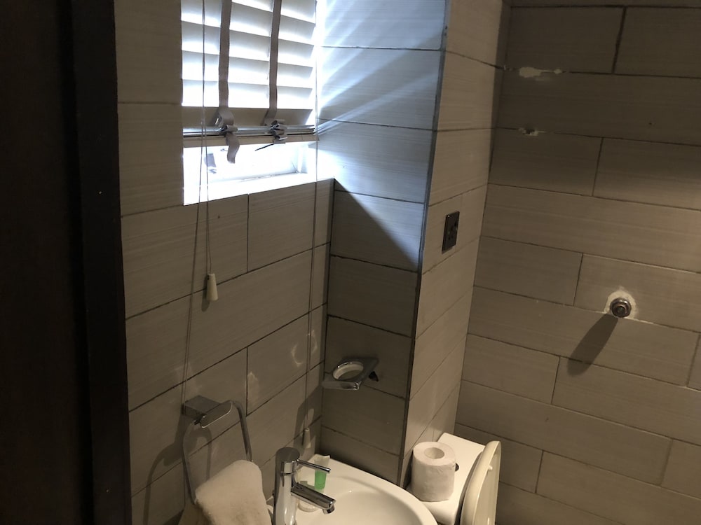 Фото Lakeem Suites Ikoyi