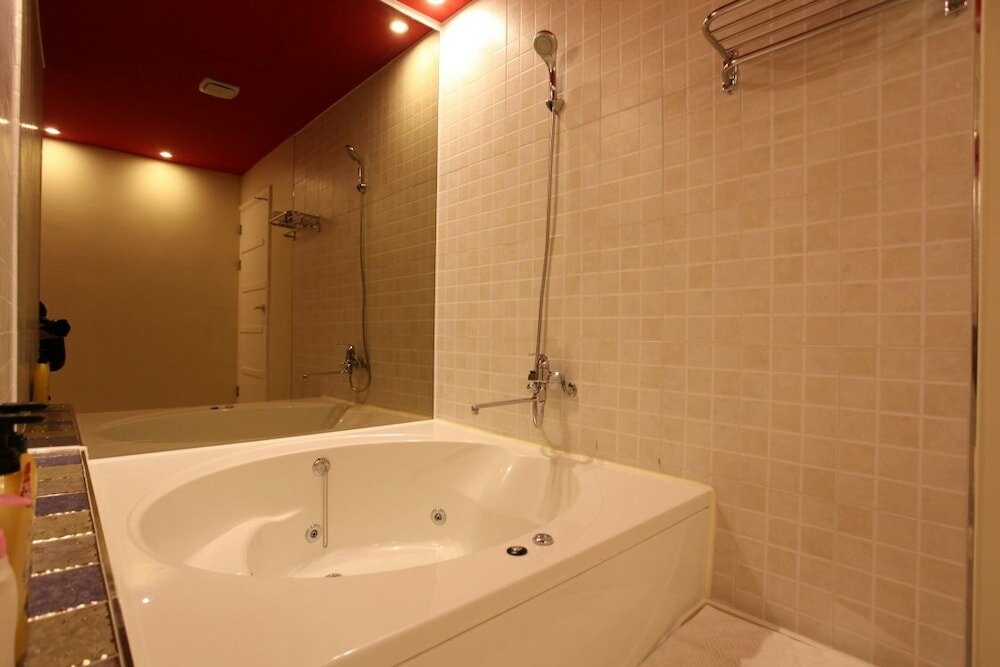 Фото S-Petite Hotel
