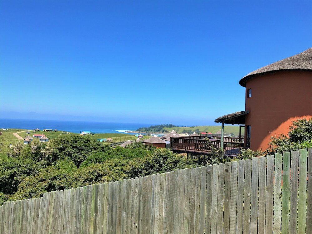 Фото Swell Eco Lodge