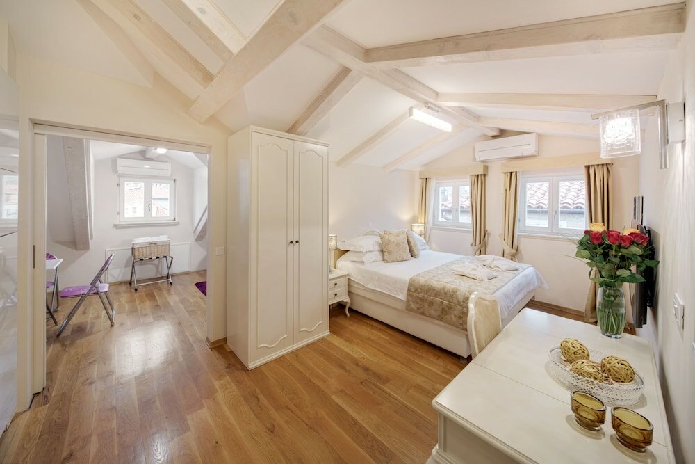 Фото Apartments More Dubrovnik