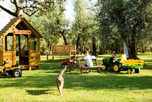 Гостиница Tenuta Torre Rossa Farm & Apartments в Импрунете