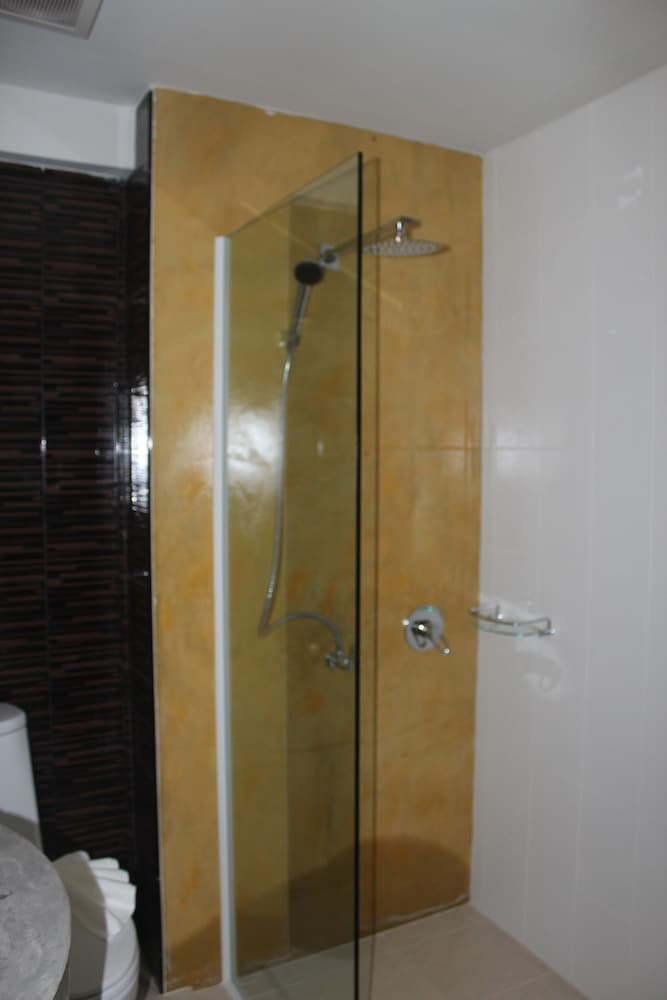 Фото Khaolak Suthawan Resort