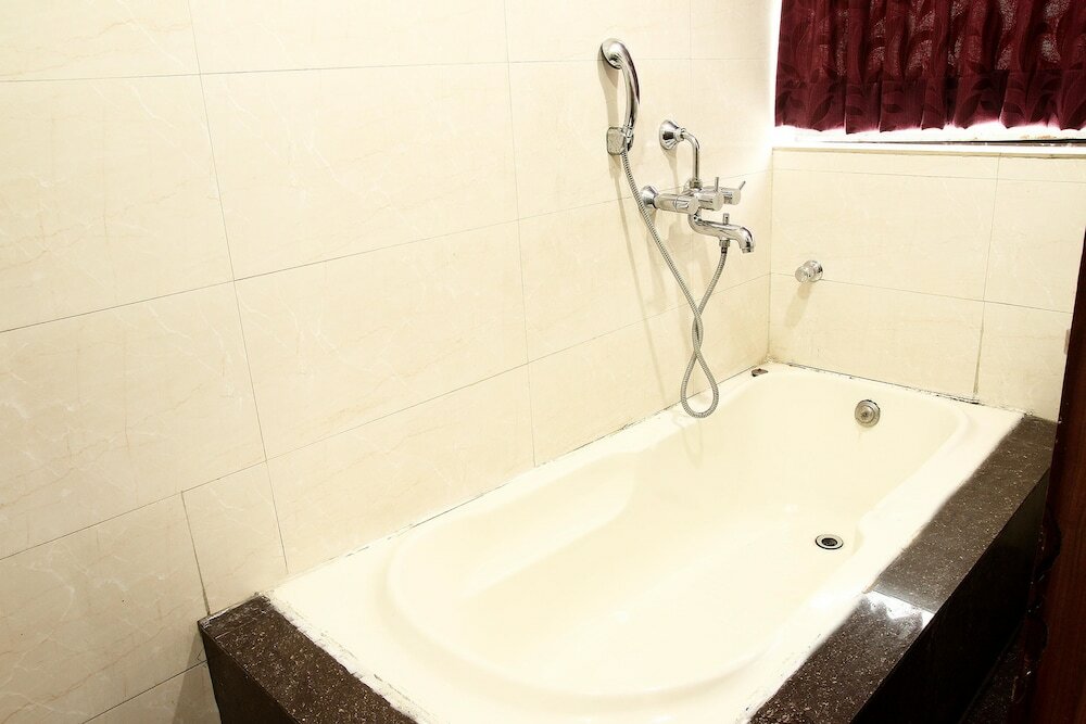 Фото Oyo 759 Hotel Rock Star