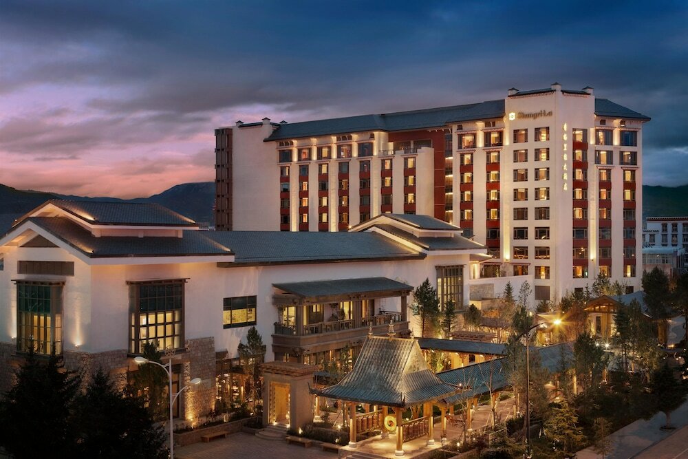 Фото Shangri-La Resort, Shangri-La