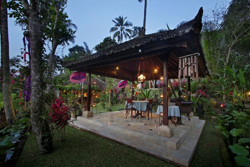 Фото The Mahogany Villa