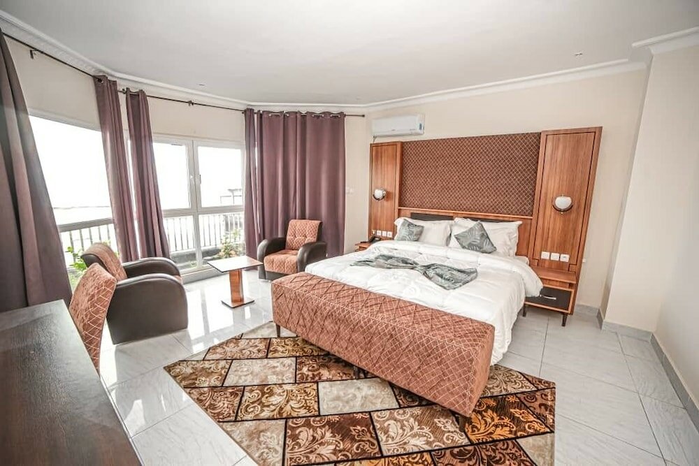 Фото Fini Hotel Bobende