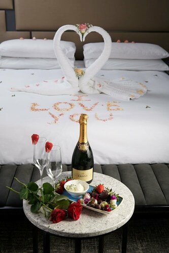 Внешний вид отеля The Capital on Bath в Розебанке, фото 4